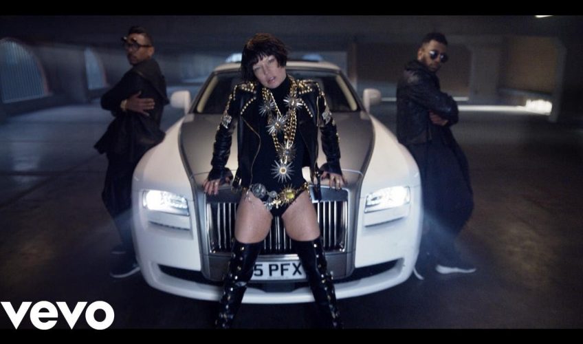Το ραπ ένστικτο της αγνώριστης Fergie «ξυπνά» στο «Like It Ain’t Nuttin’»