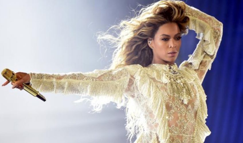 Η Beyoncé είναι η πιο ακριβοπληρωμένη γυναίκα τραγουδίστρια για το 2017