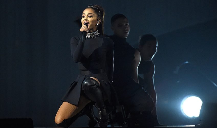 Η Ariana Grande δίνει γεύση από ένα ακυκλοφόρητο τραγούδι