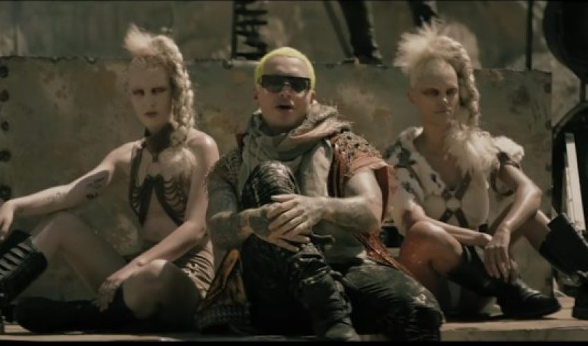 Ο J Balvin «χτυπά» με το super hit «Machika»