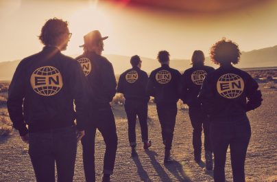 Οι Arcade Fire ξεχωρισαν με το νεο τους single το “Put Your Money On Me”