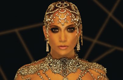 Tο νέο single της Jennifer Lopez  “El Anillo”  περιλαμβάνει όλο το πακέτο που έχει κάνει σταρ τη λατίνα τραγουδίστρια !!!