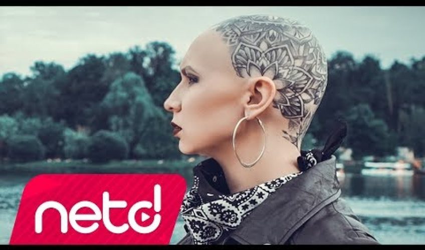 Το ιδιαίτερα ταλαντούχο δίδυμο DJ και παραγωγών Toldortunes συστήνει στο κοινό της Ελλάδας και της Κύπρου , παρουσιάζοντας το κομμάτι «Helen»!