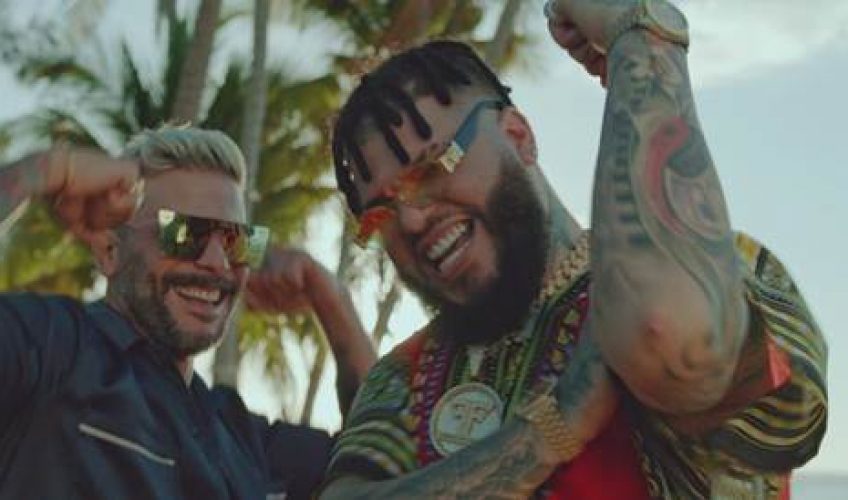 Ο τραγουδοποιός Pedro Capó και ο λατίνος star Farruko ενώνουν τις δυνάμεις τους και μας παρουσιάζουν το νέο super hit με τίτλο “Calma”.