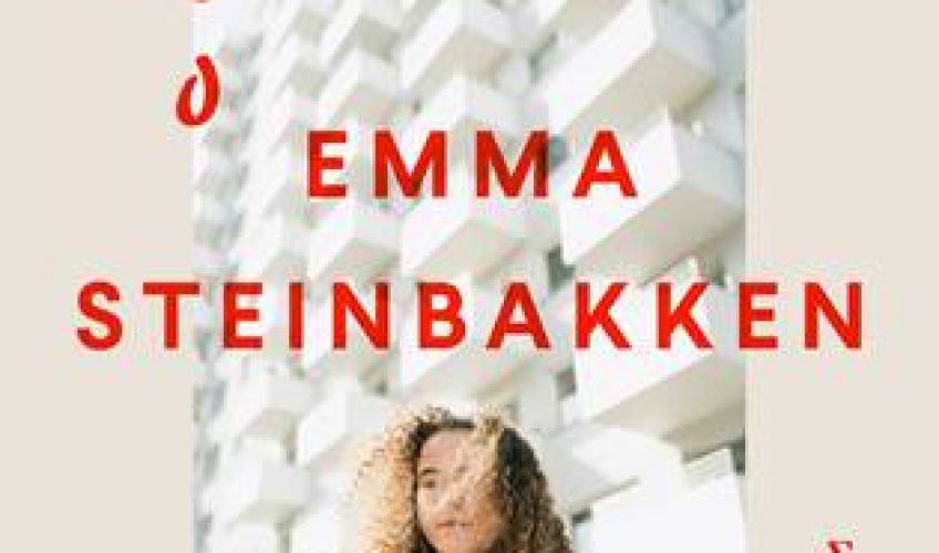 Η Emma Steinbakkenis είναι μία ανερχόμενη νέα καλλιτέχνιδα από το Jessheim της Νορβηγίας. Ξεκίνησε να τραγουδάει από τότε που θυμάται τον εαυτό της και άρχισε να γράφει ιστορίες και ποιήματα όταν ήταν μόλις 10 χρονών.