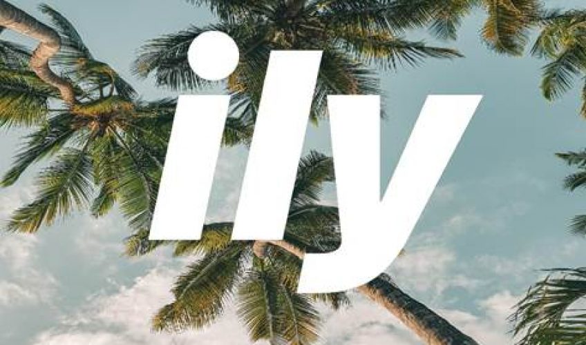 O 19χρονος Surf Mesa αποφάσισε να προσεγγίσει την υπέροχη Emilee και να κάνουν μαζί το remix με τίτλο ‘ily’.